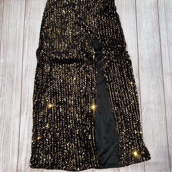 NWOT Gold Beaded Dress - Picture 7 of 14